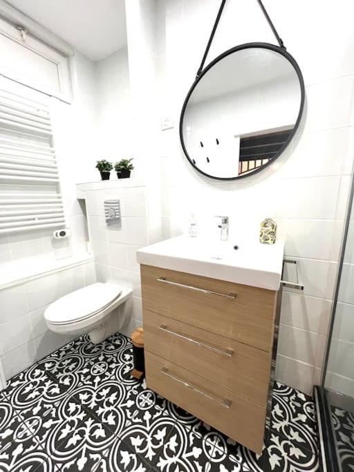 Jolie Mini Maison Lovely Tiny House Vitry-sur-Seine Exteriér fotografie